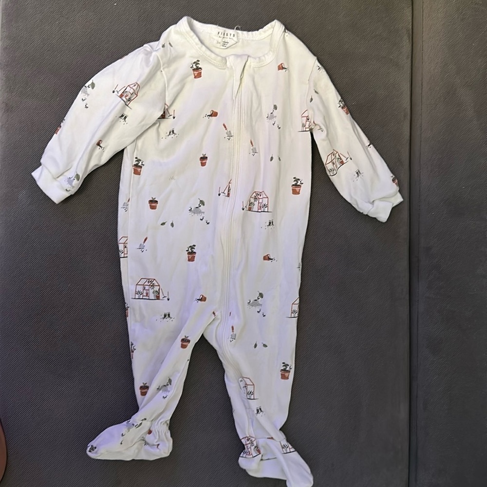 Firsts by Petit Lem baby footie